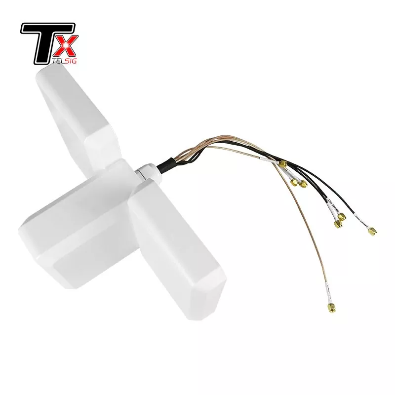 Integrated 6-Way High Gain Butterfly Antenna